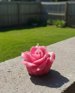 Beautiful pink Rose-shaped Soy Wax Handmade Modern <b>Candle</b> for Thanksgiving Home Decor Gifting & Decor in <b>bulk</b> quantity - Product Image 2
