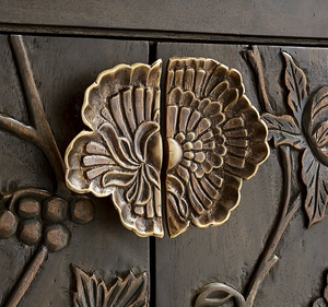 Mueble Bar de Madera de Caoba Maciza Tallado a Mano de Lujo, Mueble para Almacenamiento de Vino con Relieve, Exhibidor de Copas de Vino Moderno para el Hogar, Minimalista - Product Image 3