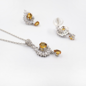 Ensemble de boucles d'oreilles pendantes en argent sterling 925 avec citrine naturelle en forme de poire, plaqué rhodium, bijoux fins tendance OEM/ODM pour mariage - Product Image 4