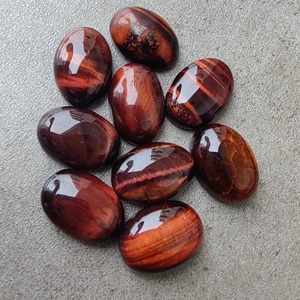 Œil de tigre rouge naturel de qualité AAA, cabochon ovale, dos plat, gemme calibrée, certifiée par un tiers - Product Image 5
