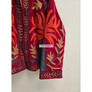 เสื้อแจ็คเก็ตปักลายอุซเบกิสถาน ทำมือ เสื้อโค้ทฤดูหนาว ผ้ากำมะหยี่ซูซานี บุผ้าฝ้ายด้านใน เสื้อคลุมผู้หญิง - Product Image 3