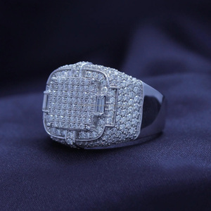 Bague de mariage et de fiançailles pour homme style Hip Hop, sertie de pierres en forme de baguette, en argent sterling 925, monture carrée, entièrement pavée de pierres, pour cadeaux de mariage - Product Image 2