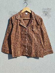 Ensemble de pyjama pour femmes en coton à imprimé floral, vêtements de détente faits à la main avec col en V, fermeture à cordon, manches longues, doux et respirant - Product Image 2