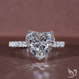 Bague en or massif 10K avec halo caché en diamant de laboratoire taille cœur 3 carats, certifiée IGI, pour anniversaire - Product Image 1