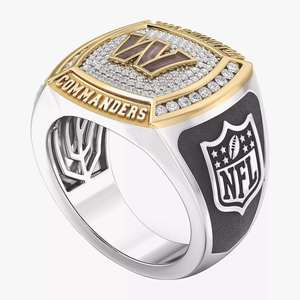 Anillo de cóctel para hombre chapado en oro de 18 quilates con diamantes engastados en pavé, diseño de escudo de fútbol, joyería de lujo llamativa - Product Image 1