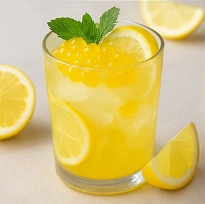 Produit de qualité : Perles de tapioca éclatantes aromatisées au citron, idéales pour les ingrédients de boissons froides aux agrumes. - Product Image 4