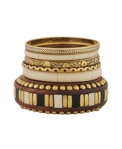 Pulsera de Madera con Pentagrama Retro, Diseño Ancho con Remaches, Accesorio Unisex Moderno, Hecho a Mano, Resistente al Agua, Color Natural - Product Image 6