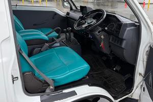 Mitsubishi Delica J-B-500 4x4 de 1995 - Product Image 5