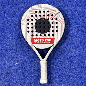 Raquette de padel professionnelle personnalisée en gros, haute qualité, design goutte d'eau, cadre en fibre de carbone aérodynamique, noyau en EVA, durable et légère - Product Image 4