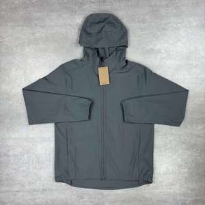 Ensemble de survêtement 2 pièces pour homme de haute qualité, veste coupe-vent légère à capuche et short, vêtements de sport respirants pour la salle de sport - Product Image 4