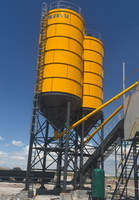 Silo à ciment boulonné haute performance de 35 à 500 tonnes avec système de contrôle PLC, conception personnalisée pour les projets de construction à grande échelle