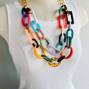 Bijoux en chaîne à maillons en résine de designer haut de gamme pour un usage quotidien et pour les soirées - Product Image 5