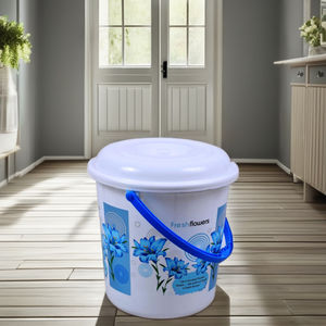 Cubos de plástico Premium de 20 litros con tapa, precios competitivos, entrega confiable de proveedores indios - Product Image 2