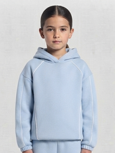 Ensemble de survêtement personnalisé pour filles, bleu ciel avec détails contrastants, en molleton de coton doux et respirant, comprenant un sweat à capuche et un pantalon de survêtement à jambes larges, Fabricant OEM - Product Image 3