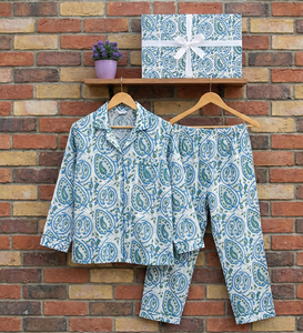 ชุดนอนผ้าฝ้ายทอมือลายทางสำหรับผู้หญิง งานปักมือและจักร  แบบสองด้าน  สำหรับฤดูร้อน  ผลิตในอินเดีย 100% ผ้าฝ้าย - Product Image 5