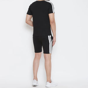 ชุดเสื้อยืดและกางเกงขาสั้นลำลองสำหรับผู้ชายแบบสองชิ้น ผ้าฝ้าย 100% ระบายอากาศได้ดี เหมาะสำหรับออกกำลังกายและเล่นกีฬา รับผลิตแบบ OEM - Product Image 5