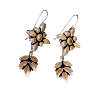 Pendientes de cuarzo con bisel de latón plateado oxidado vintage, diseño floral, para mujer, estilo bohemio tribal, joyería hecha a mano para boda - Product Image 3