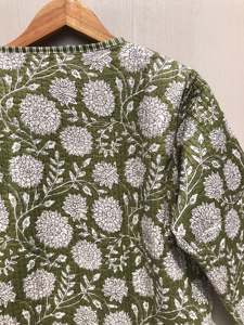 เสื้อกั๊กผ้าฝ้ายพิมพ์ลายใบไม้ เสื้อแจ็คเก็ตสั้นแบบเย็บติดกัน สไตล์โบโฮ เสื้อกั๊กผูกด้านหน้า ลายพิมพ์บล็อก เสื้อแขนกุด ของขวัญเพื่อนเจ้าสาว แบบเย็บติดกัน - Product Image 2