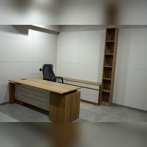 Bureau de direction en stratifié haute pression avec base en contreplaqué de qualité E1, largeur 2000 mm, espace de travail professionnel, design modulaire exécutif - Product Image 3