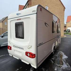 Caravana de Viaje Todoterreno de Alta Calidad para 4-6 Personas, con Ducha y Baño, Suspensión Independiente, Moderna - Product Image 5