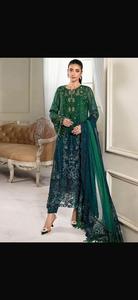 Salwar Kameez traditionnel en modal et polyester pour femme, coupe ample, longueur standard, idéal pour les mariages, fabriqué à partir de matériaux recyclés, par Fashionista International. - Product Image 4