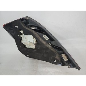 ไฟท้ายขวามือสองสำหรับรถ S-class รุ่น A2218200264 - Product Image 5