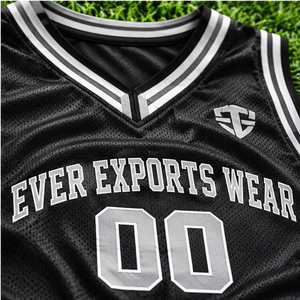 Tenue de basketball personnalisée noire et blanche, ensemble maillot et short pour équipe de basketball avec nom d'équipe et numéro de joueur personnalisés, vêtements de club - Product Image 2