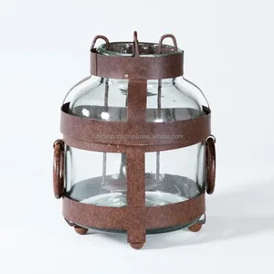 Linterna decorativa de madera natural con acabado floral para decoración navideña hecha a mano por Zahid Exports - Product Image 2