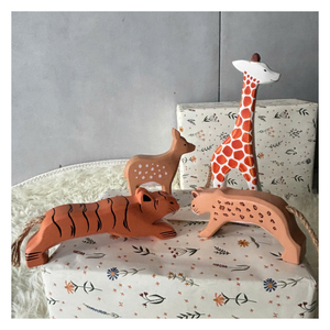 Juguete de Madera con Forma de Animal, Set de Juego de Personajes de Animales, Figuras de Madera Personalizadas para Actividades en el Aula, Distribución Minorista - Product Image 1