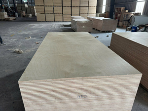 Contrachapado de abedul 4x8 de fábrica vietnamita, grado D/DD, certificado E0 E1 CARB P2 para fabricación de muebles y paneles interiores - Product Image 1