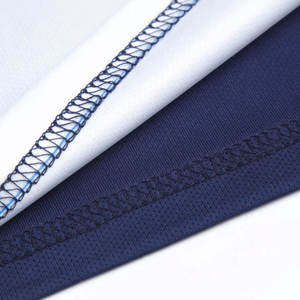 ชุดเสื้อเจอร์ซีย์แพเดลแบบยูนิเซ็กซ์ สีน้ำเงินขาวล้วน คอวี แขนสั้น ระบายเหงื่อได้ดี ทรงสปอร์ต เหมาะสำหรับกีฬาพิคเคิลบอล เทนนิส - Product Image 3