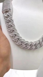 Chaîne cubaine en moissanite de qualité supérieure, personnalisable, pour bijoux cadeaux et usage quotidien, disponible à prix abordable - Product Image 4