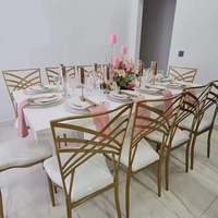 Chaises de salle à manger modernes empilables en métal doré pour mariage, appartement, parc – Durables, écologiques, pour salon