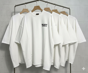 Camisetas Oversize de Color Sólido, Personalizadas con Serigrafía de Logotipo, 100% Algodón Grueso, Estilo Urbano Holgado - Product Image 1