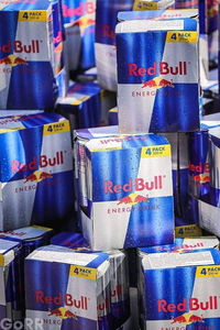Venta al por Mayor de Bebida Energética Red Bull en Latas de 250 ml - Suministro B2B al por Mayor para Supermercados, Tiendas de Conveniencia y Exportación - Product Image 2