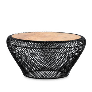 Industrieller & Rustikaler Couchtisch aus Natürlichem Mangoholz mit Kombinierter Metallplatte in Matt Schwarz für Wohnzimmer und Heimbüro - Product Image 2