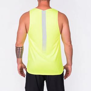 Camiseta sin mangas transpirable de poliéster/algodón para hombre, de color liso, cómoda, con encaje frontal y logotipo personalizado al por mayor - Product Image 3