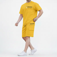 Conjunto Casual de Dos Piezas para Hombre, Camiseta de Cuello Redondo y Pantalones Cortos, Color Amarillo Sólido, Tejido de Rizo, Secado Rápido, Transpirable, Estilo Vintage para Verano