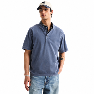 Camiseta Azul de Manga Corta con Cuello Alto, Corte Regular, Estilo Casual, 100% Algodón Jersey, Transpirable, Color Sólido - Product Image 1