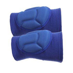 Genouillères MMA épaisses et respirantes personnalisées avec fermeture auto-agrippante pour la protection professionnelle du basketball, fabriquées en polypropylène - Product Image 3