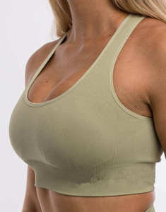 ZULARI IMPEX Soutien-gorge de sport sans manches sans couture couleur unie ajusté pour femme en coton avec fermeture éclair 2-en-1 - Product Image 4