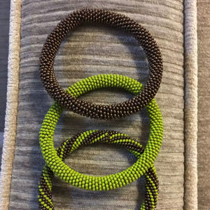 Mejor Precio Nepal Pulsera de Cuerda de Ganchillo con Cuentas de Vidrio Verde Lima y Bronce, Tejida a Mano, Accesorios de Joyería de Moda - Product Image 1