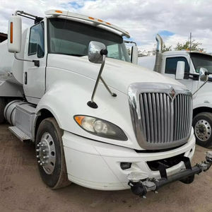 Camión Tractor Diésel de Larga Distancia 6x4 con Cabina Dormitorio para Transporte de Carga y Logística - Product Image 1