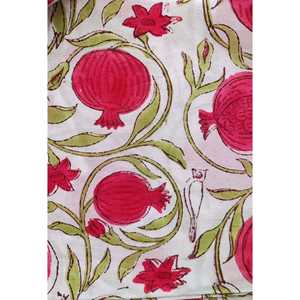 Robe décontractée à imprimé cerise et grenade avec accessoire étole élégant - Product Image 2