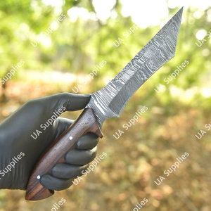 Couteau de chasse tactique multifonctionnel à lame fixe en acier Damas de haute qualité, manche ergonomique en bois de rose naturel, pleine longueur de lame - Product Image 2