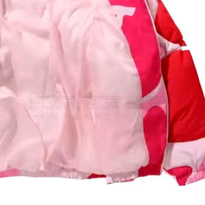 Vestes matelassées slim respirantes et imperméables pour femmes, fabriquées sur mesure en usine OEM, avec col montant et motif cœur, idéales pour l'hiver – Qualité supérieure - Product Image 5