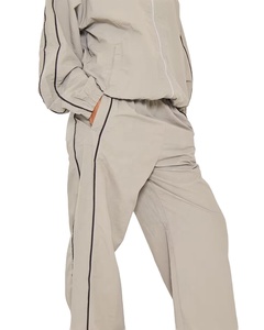 Conjunto Deportivo de 2 Piezas para Mujer, Talla Grande, Chaqueta Cortavientos y Pantalones Jogger, Transpirable, para Entrenamiento - Product Image 3