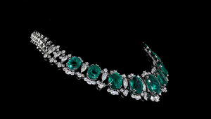 สร้อยคอเพชรและมรกตสีเขียวรูปไข่ทรงหรูหราที่เพาะเลี้ยงในห้องปฏิบัติการ |   เครื่องประดับเงินแท้ 925 |   สร้อยคอเจ้าสาวและงานเลี้ยงระดับไฮเอนด์ - Product Image 2