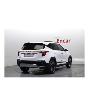 Kia Seltos 1.6 Turbo 2WD Essence Automatique Sièges en Cuir Caméra Arrière 32 153 km avec Volant à Gauche Modèle 2023 - Product Image 2