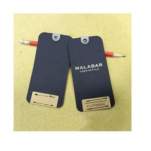 Etiquetas de Ropa Negras Mate de Alta Gama con Ojal Metálico y Papel Kraft Cosido para Marca de Moda - Product Image 3